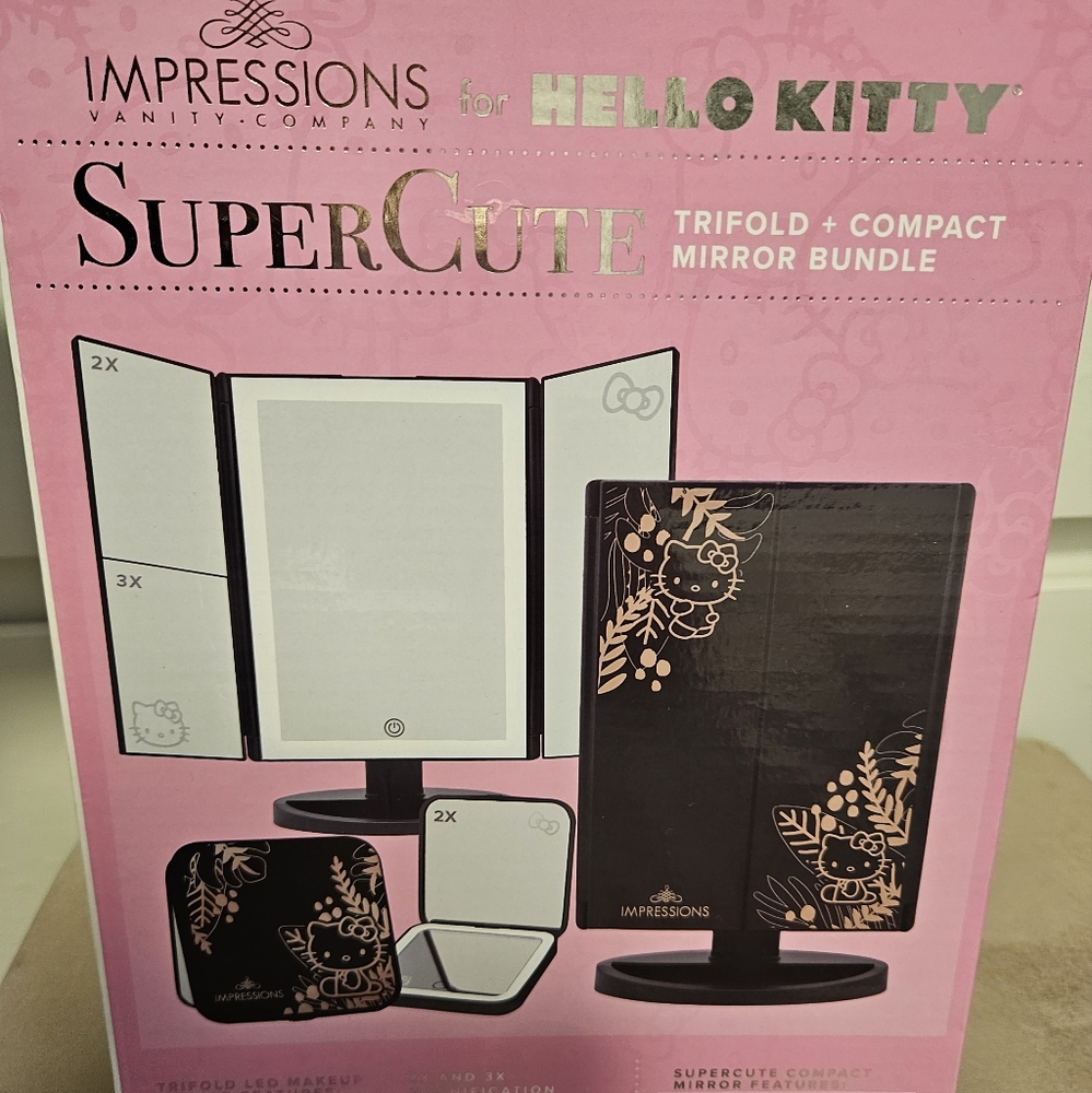 Hello Kitty Impressions Trifold + Compact Mirror Bundle